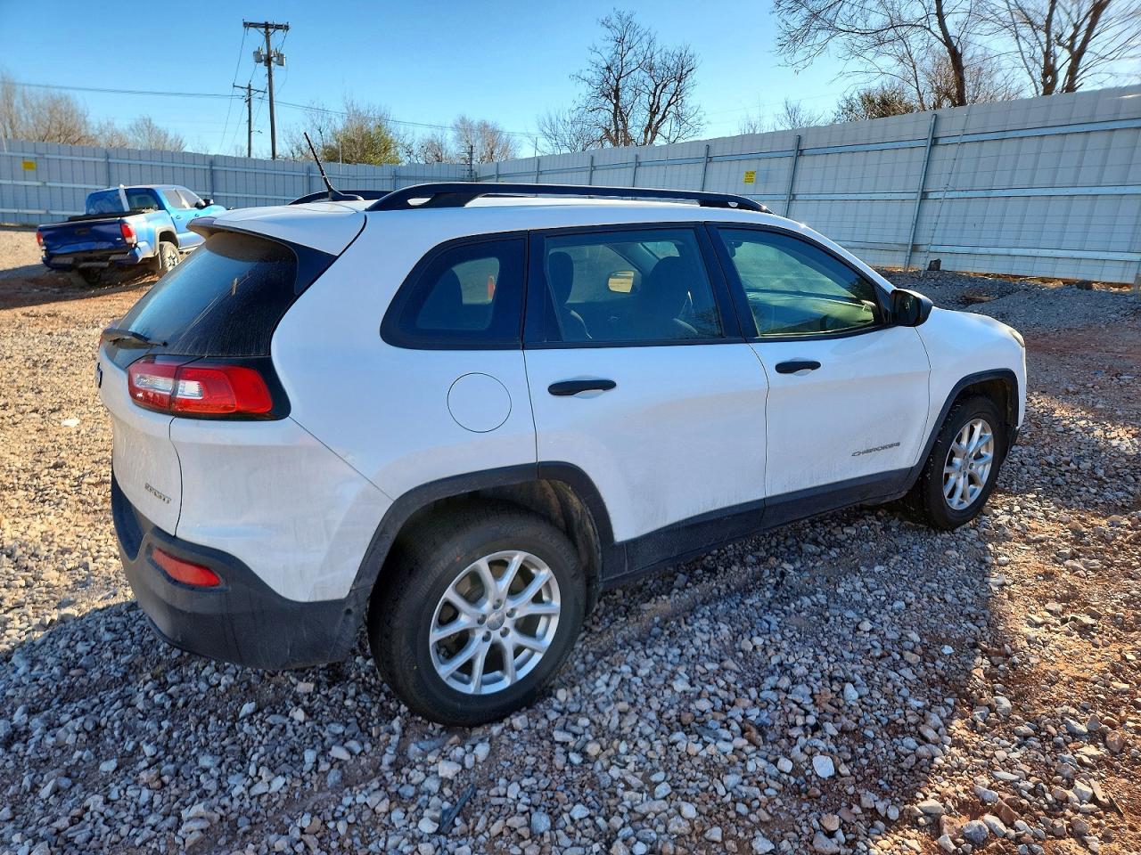 2015 Jeep Cherokee Sport White vin: 1C4PJMAB7FW764971