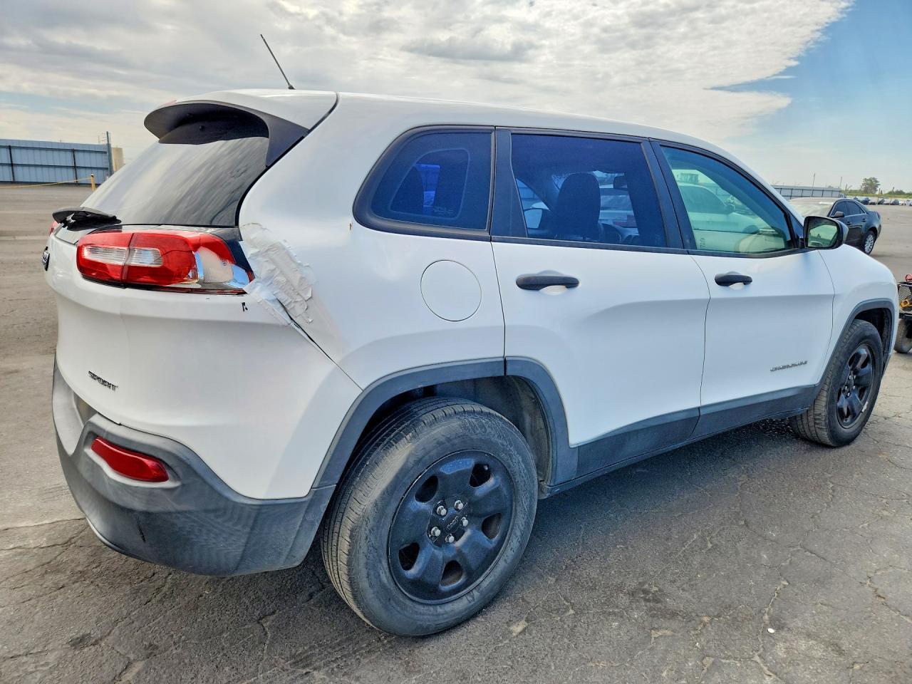 2014 Jeep Cherokee Sport White vin: 1C4PJMAB8EW233115