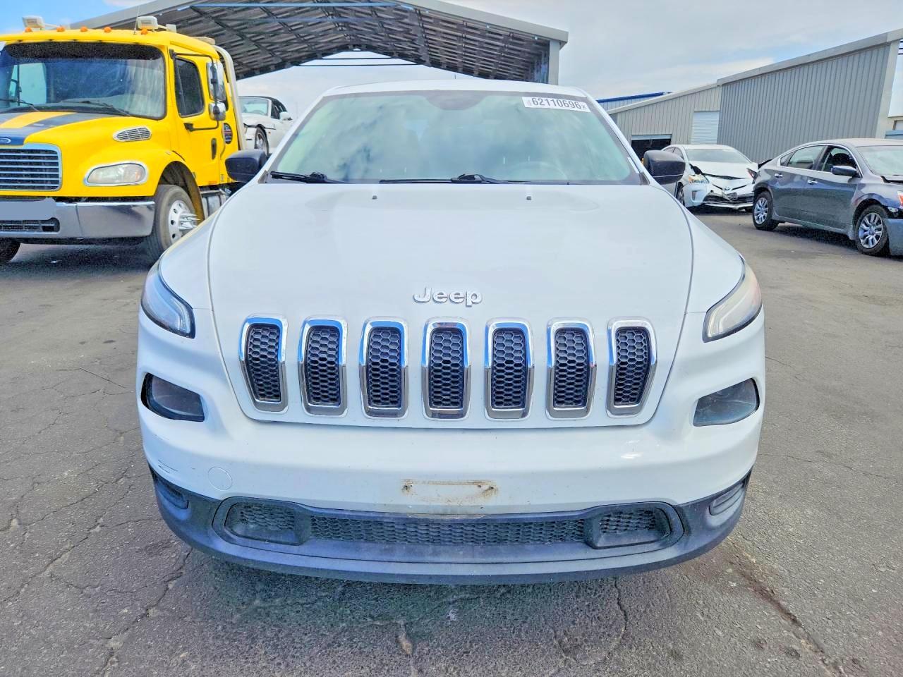 2014 Jeep Cherokee Sport White vin: 1C4PJMAB8EW233115