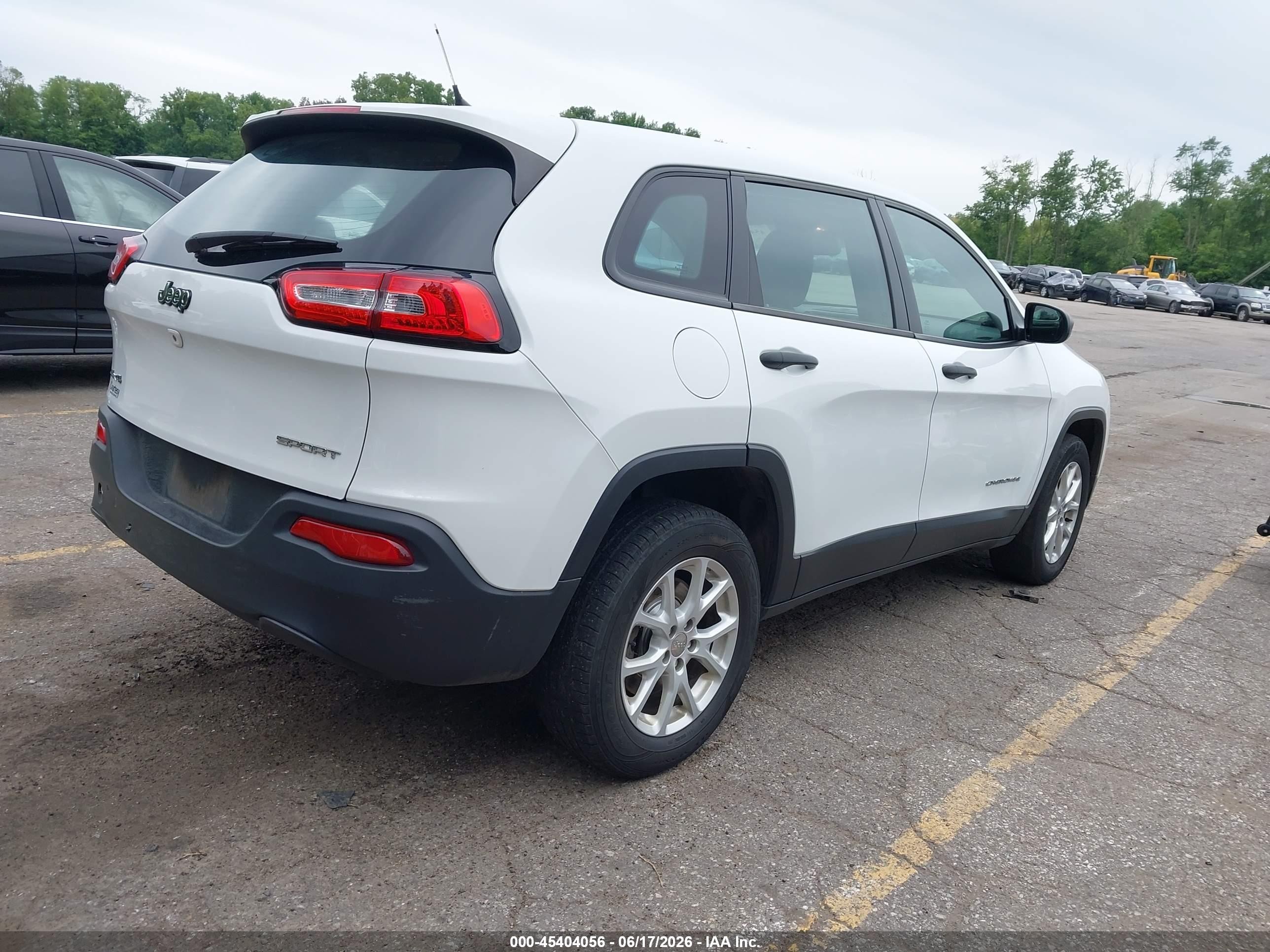 2015 Jeep Cherokee Sport White vin: 1C4PJMAB8FW591090