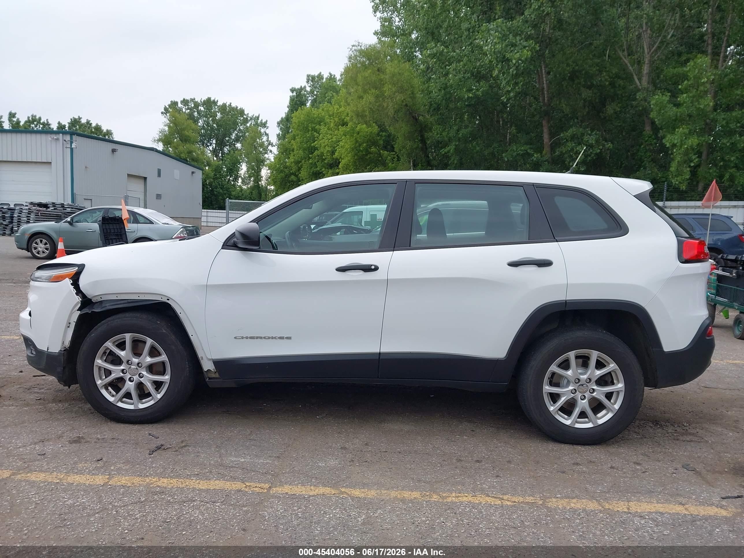2015 Jeep Cherokee Sport White vin: 1C4PJMAB8FW591090