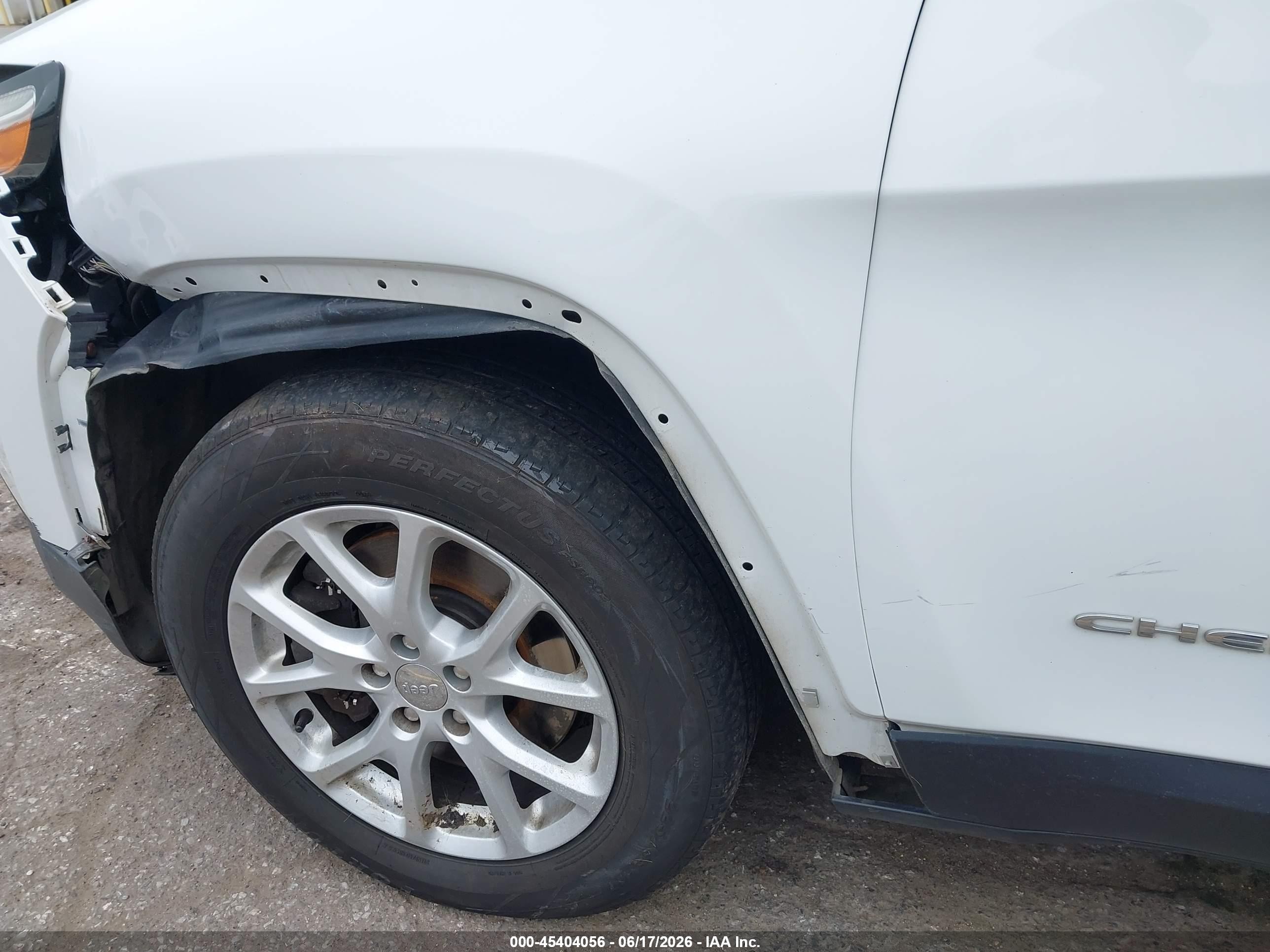 2015 Jeep Cherokee Sport White vin: 1C4PJMAB8FW591090