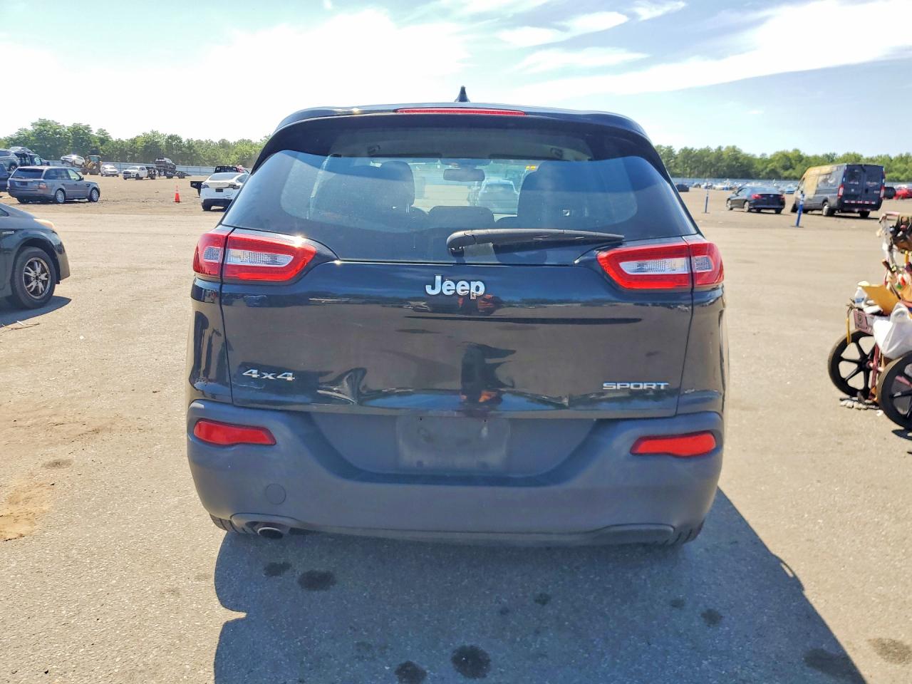 2015 Jeep Cherokee Sport Black vin: 1C4PJMAB8FW630471