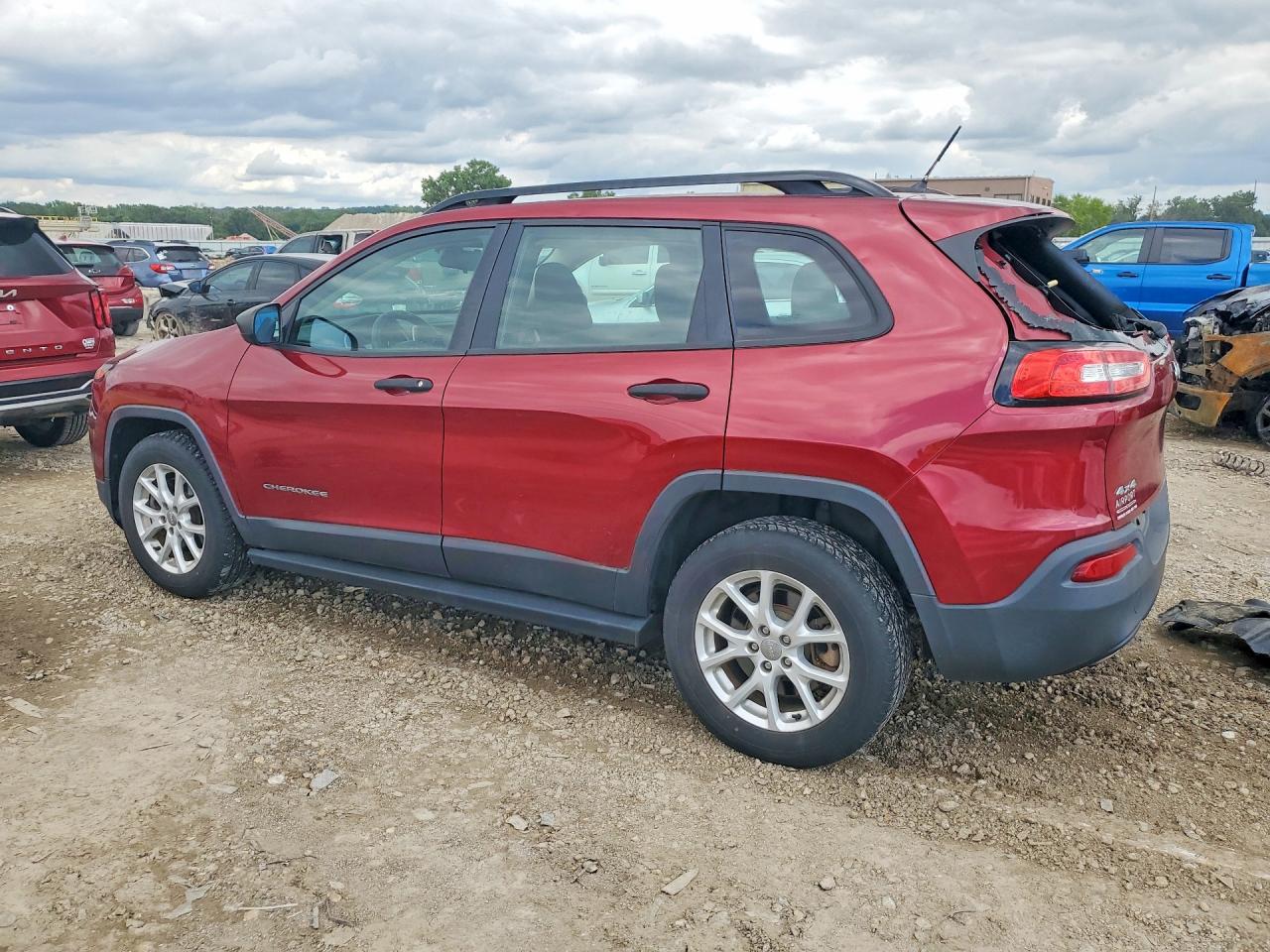 2015 Jeep Cherokee Sport Red vin: 1C4PJMAB8FW762923