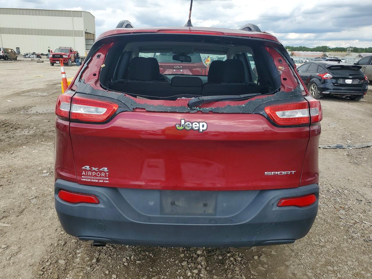 2015 Jeep Cherokee Sport Red vin: 1C4PJMAB8FW762923