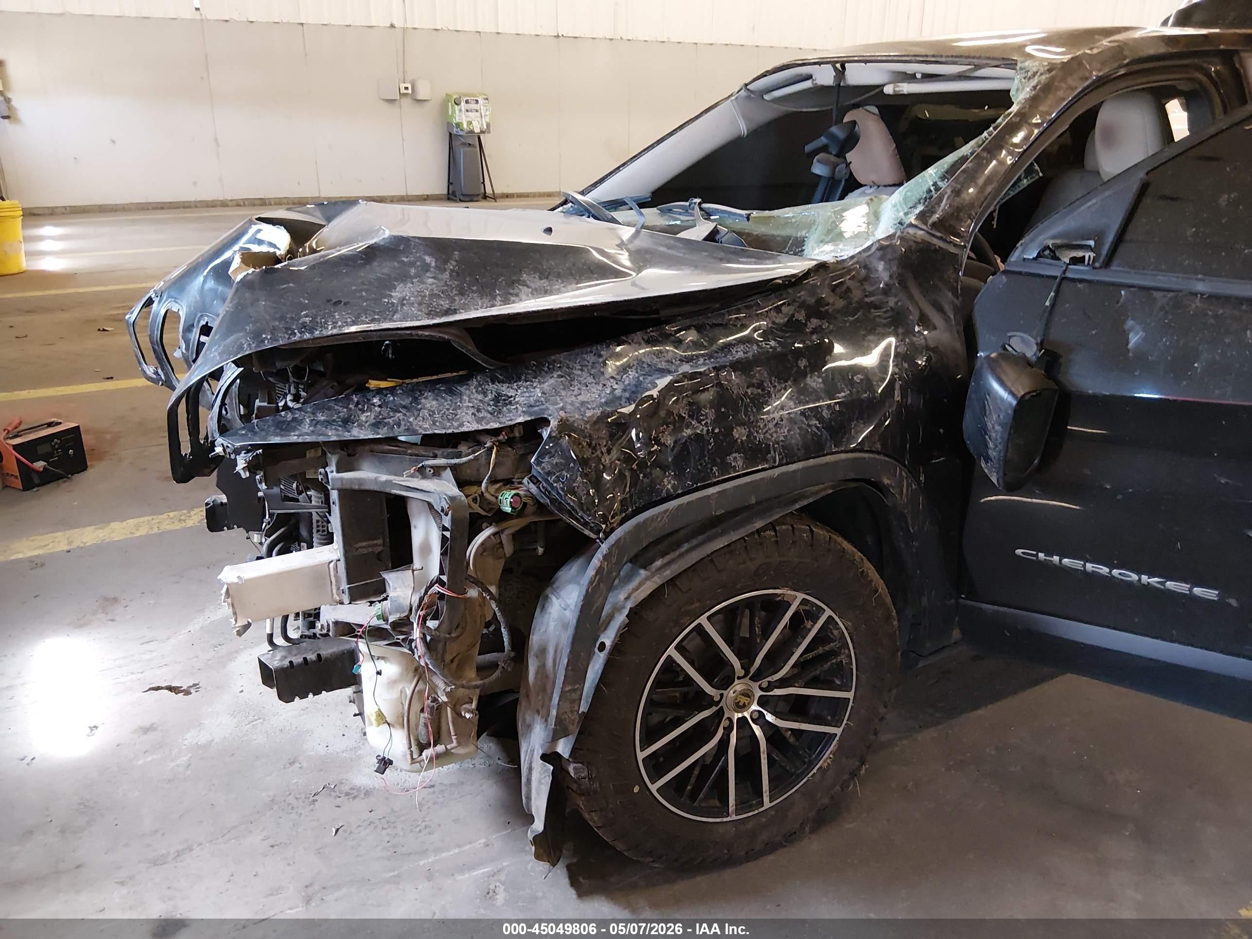 2015 Jeep Cherokee Sport Black vin: 1C4PJMAB8FW792097