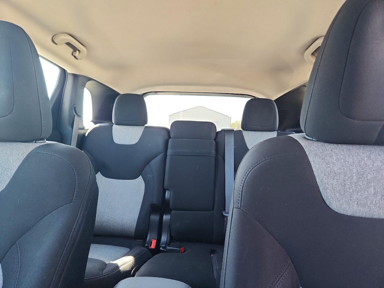 2014 Jeep Cherokee Sport Синий vin: 1C4PJMAB9EW269816
