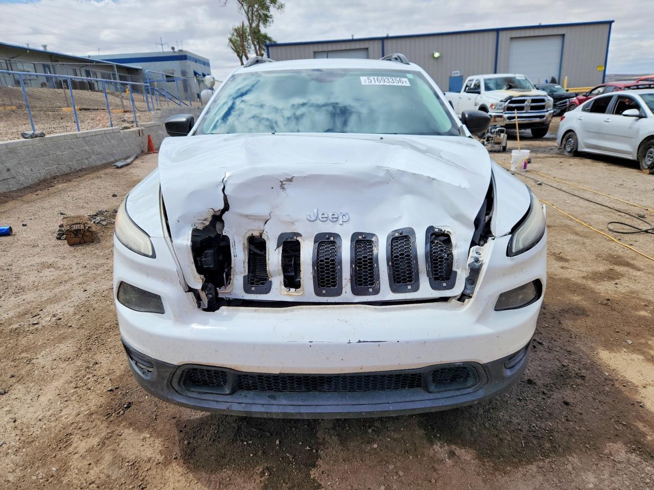 2015 Jeep Cherokee Sport White vin: 1C4PJMAB9FW769458