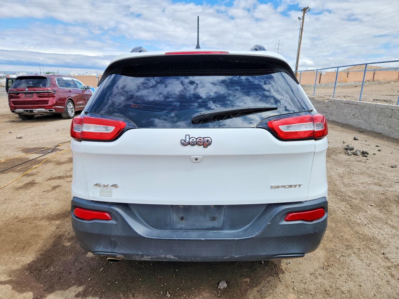 2015 Jeep Cherokee Sport White vin: 1C4PJMAB9FW769458