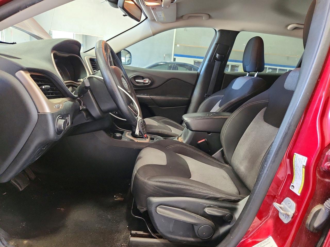 2014 Jeep Cherokee Sport Red vin: 1C4PJMABXEW145330