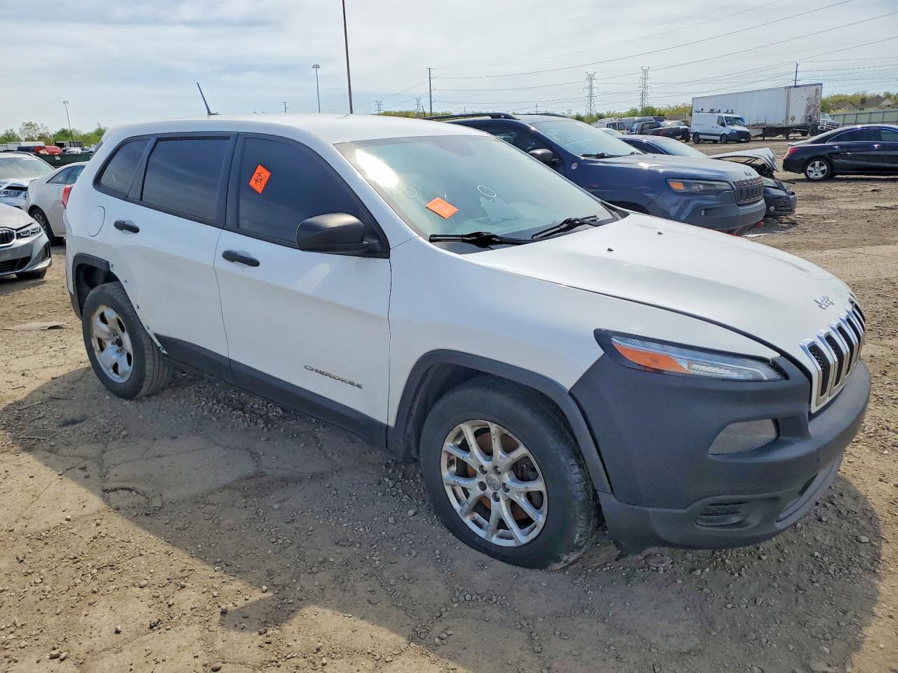 2015 Jeep Cherokee Sport White vin: 1C4PJMABXFW558527