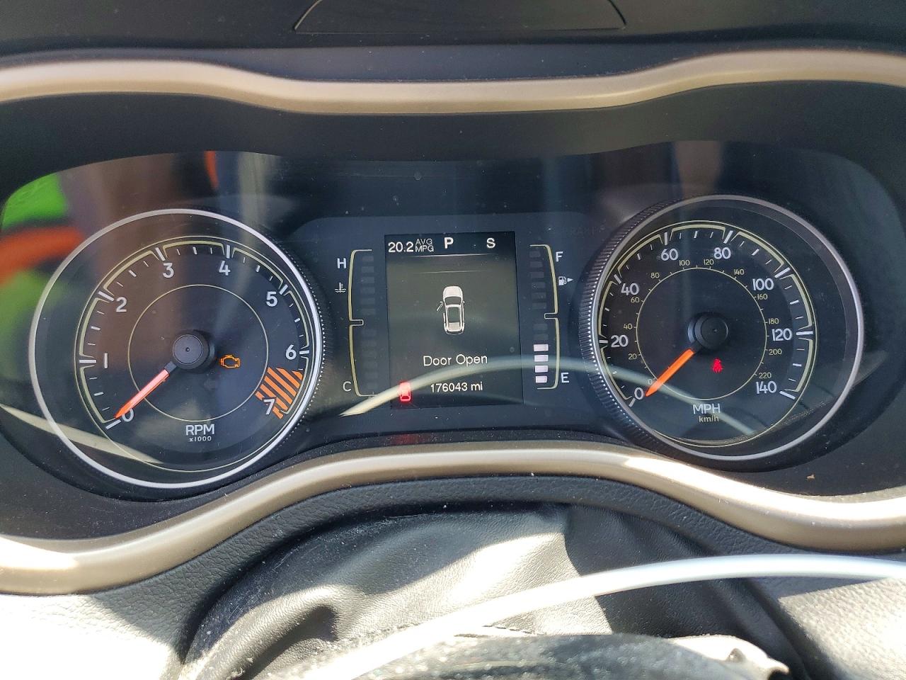 2015 Jeep Cherokee Sport Черный vin: 1C4PJMABXFW595075