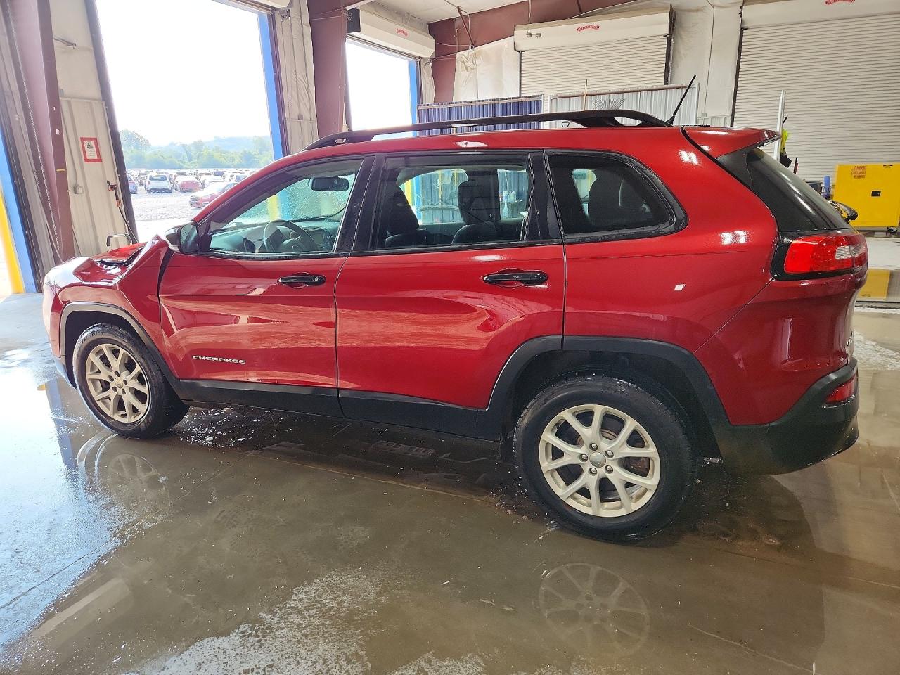 2015 Jeep Cherokee Sport Maroon vin: 1C4PJMABXFW682345