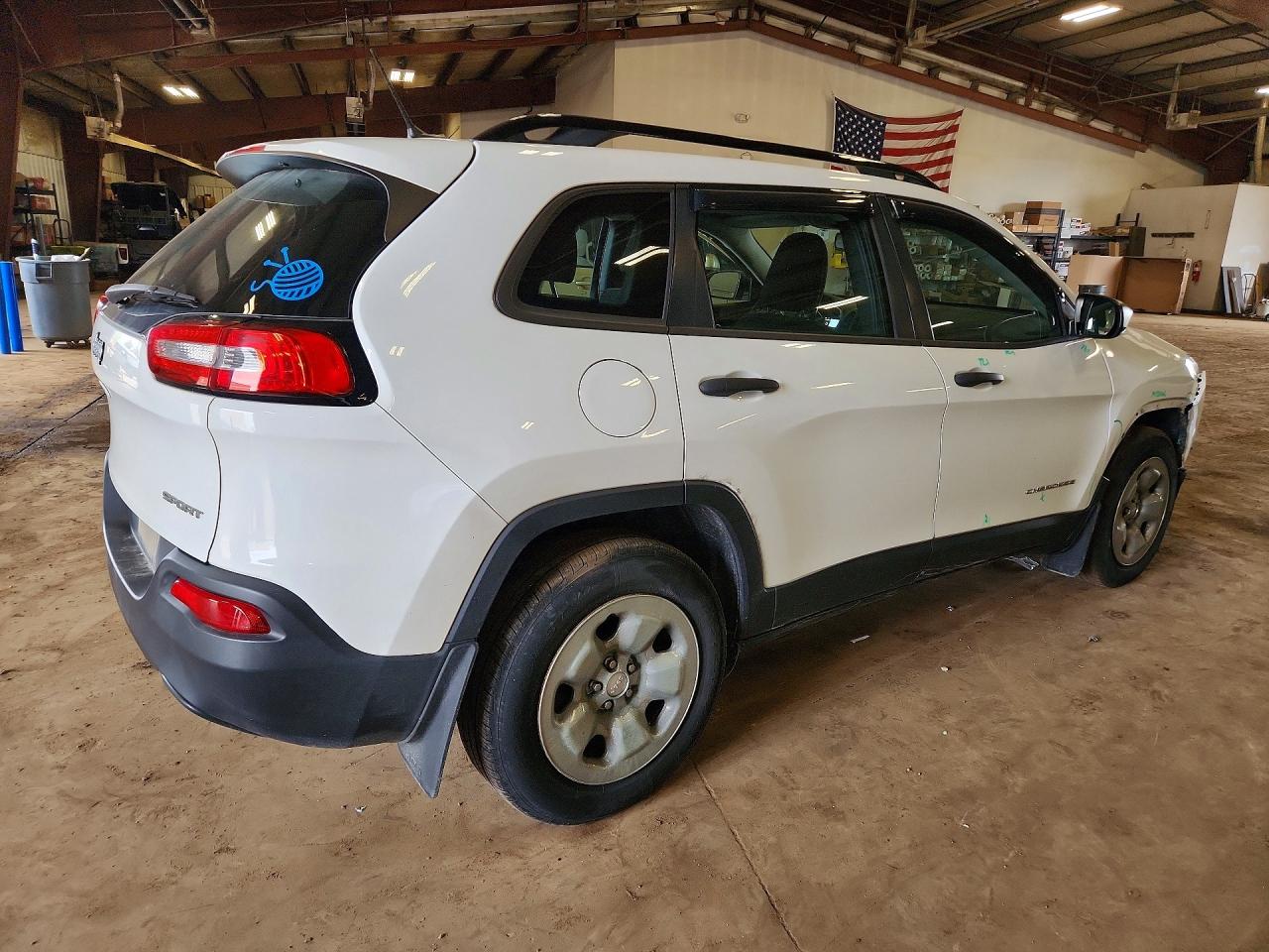2015 Jeep Cherokee Sport White vin: 1C4PJMABXFW763040