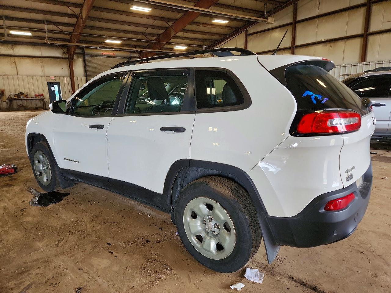 2015 Jeep Cherokee Sport White vin: 1C4PJMABXFW763040
