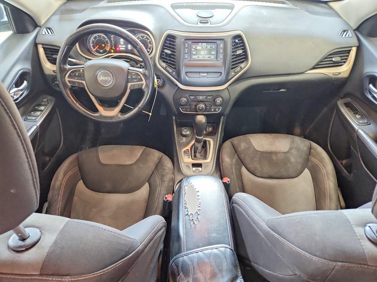 2015 Jeep Cherokee Sport Silver vin: 1C4PJMABXFW777021