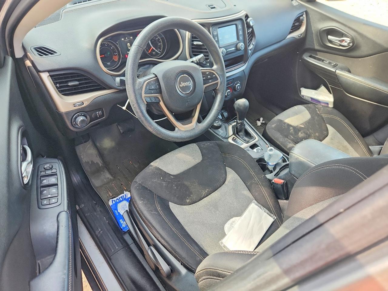 2015 Jeep Cherokee Sport Silver vin: 1C4PJMABXFW777438
