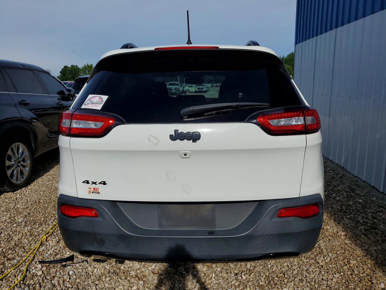 2016 Jeep Cherokee Sport White vin: 1C4PJMABXGW368485
