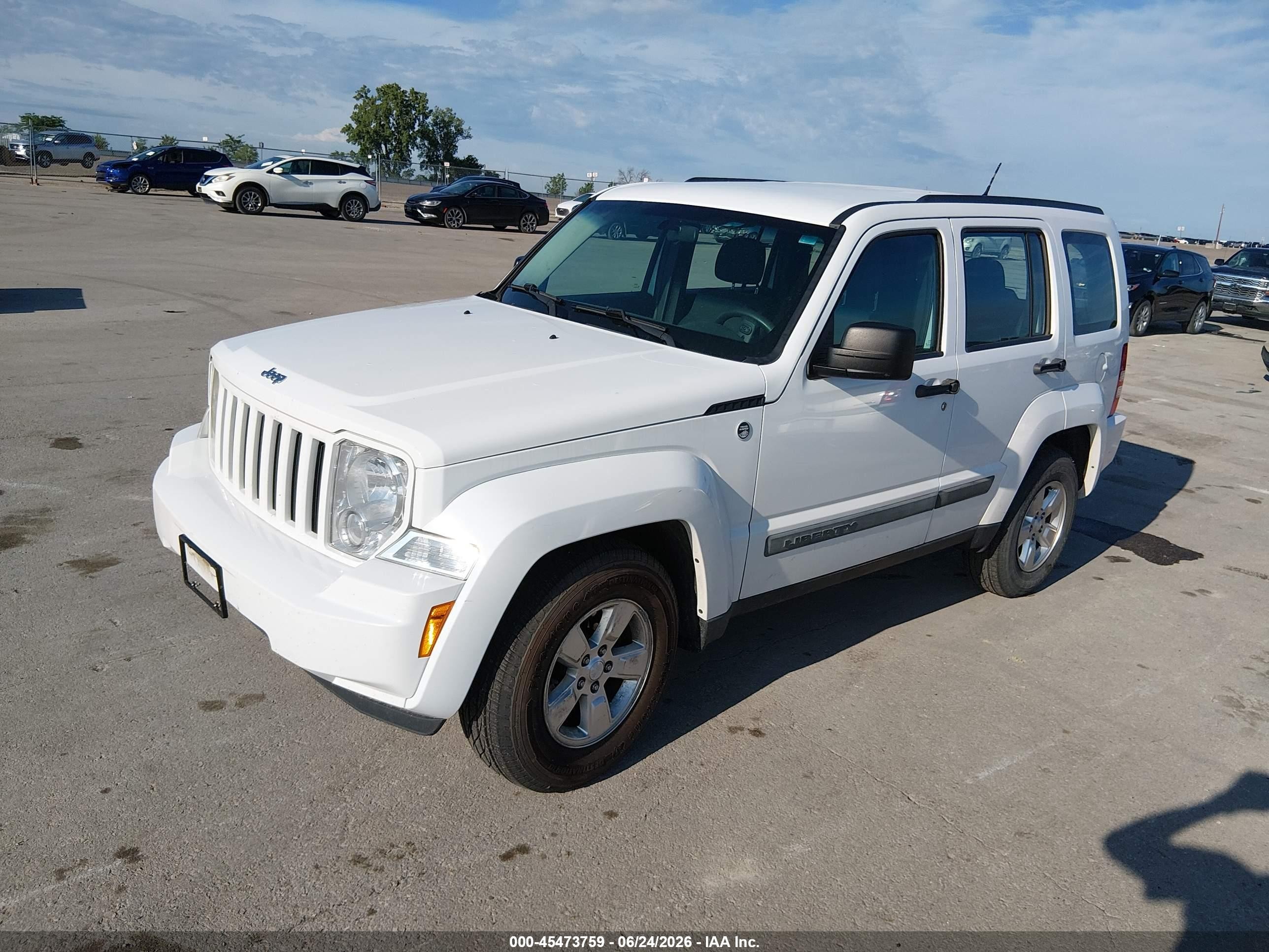 2012 Jeep Liberty Sport White vin: 1C4PJMAK1CW148520