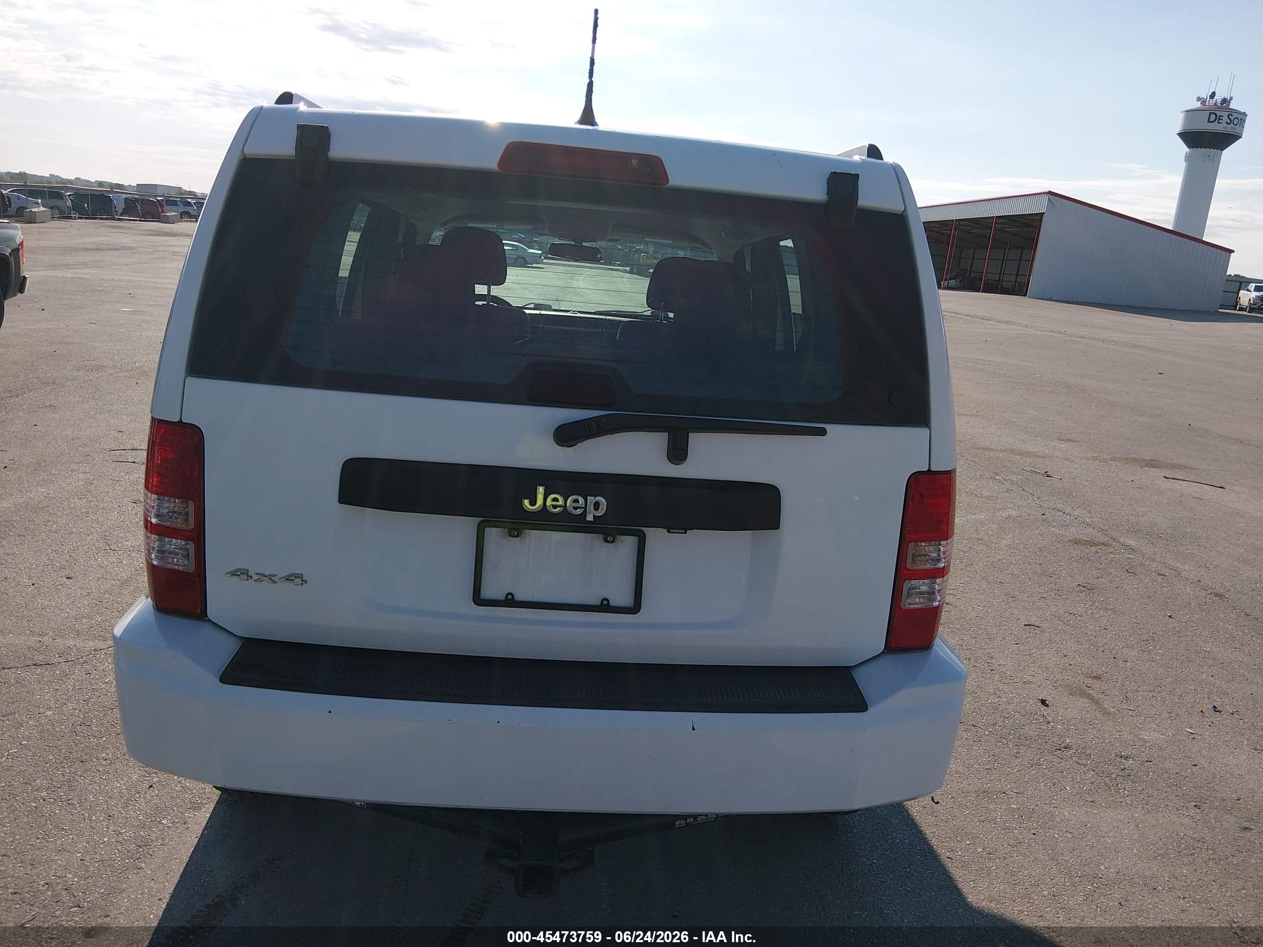 2012 Jeep Liberty Sport White vin: 1C4PJMAK1CW148520