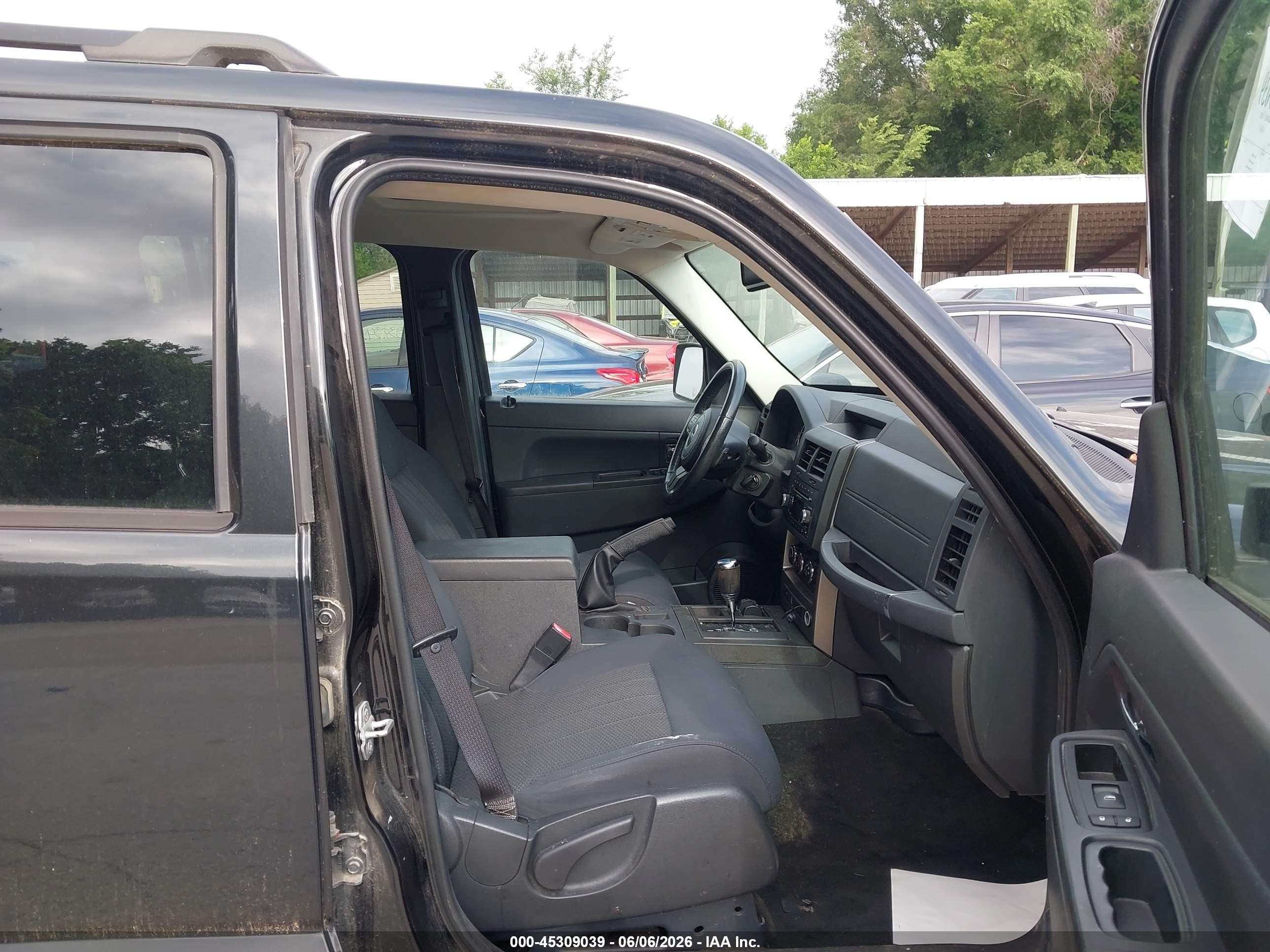 2012 Jeep Liberty Sport Черный vin: 1C4PJMAK1CW158769