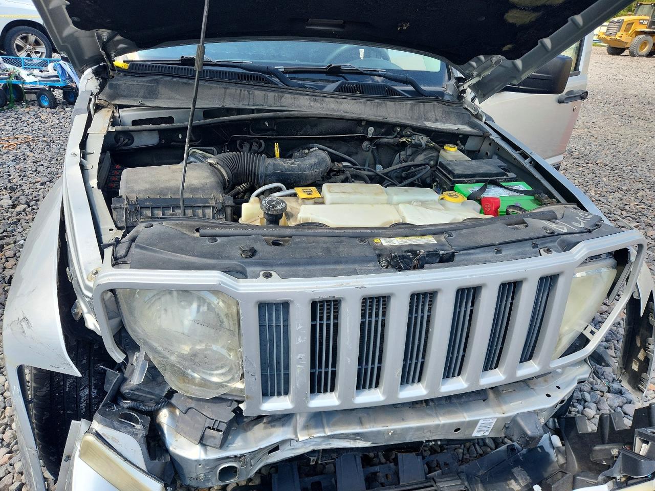 2012 Jeep Liberty Sport Серебряный vin: 1C4PJMAK1CW184238
