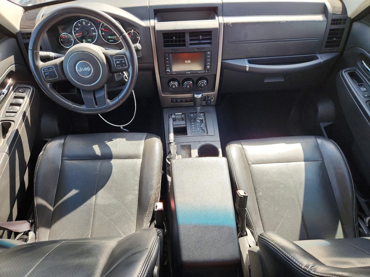 2012 Jeep Liberty Sport White vin: 1C4PJMAK1CW195627