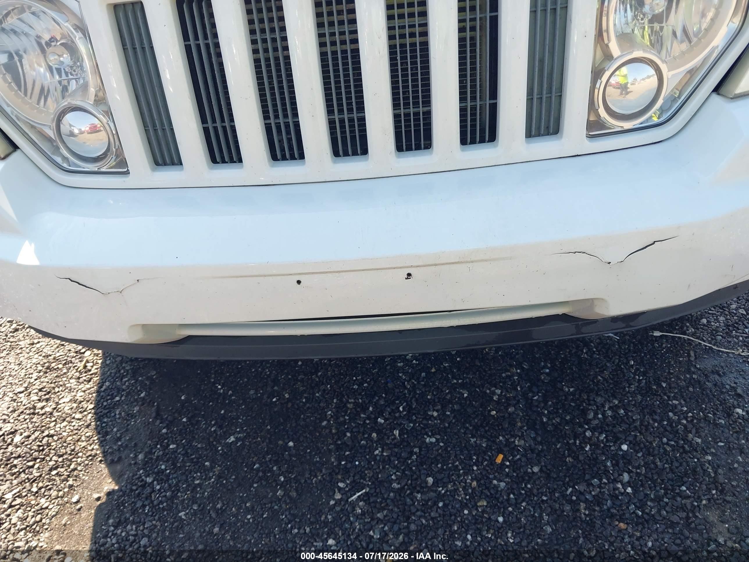 2012 Jeep Liberty Sport White vin: 1C4PJMAK2CW100170
