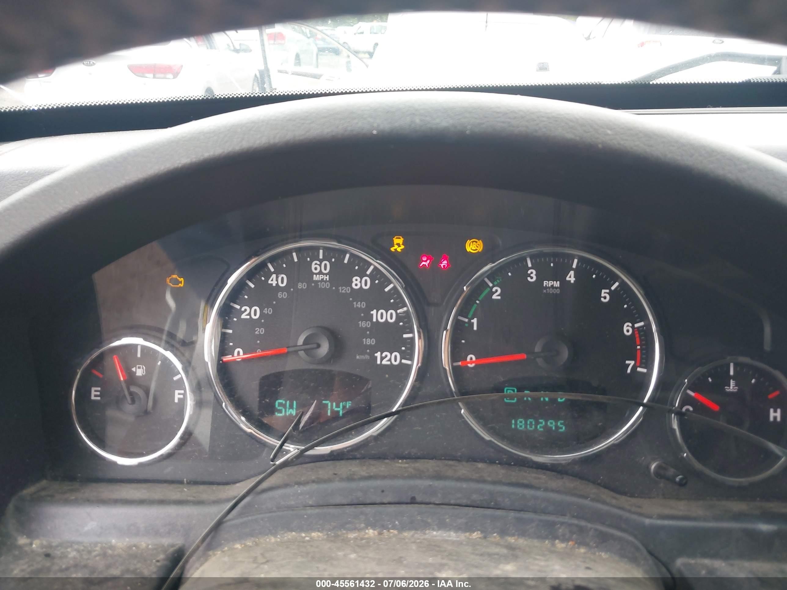 2012 Jeep Liberty Sport White vin: 1C4PJMAK2CW113159