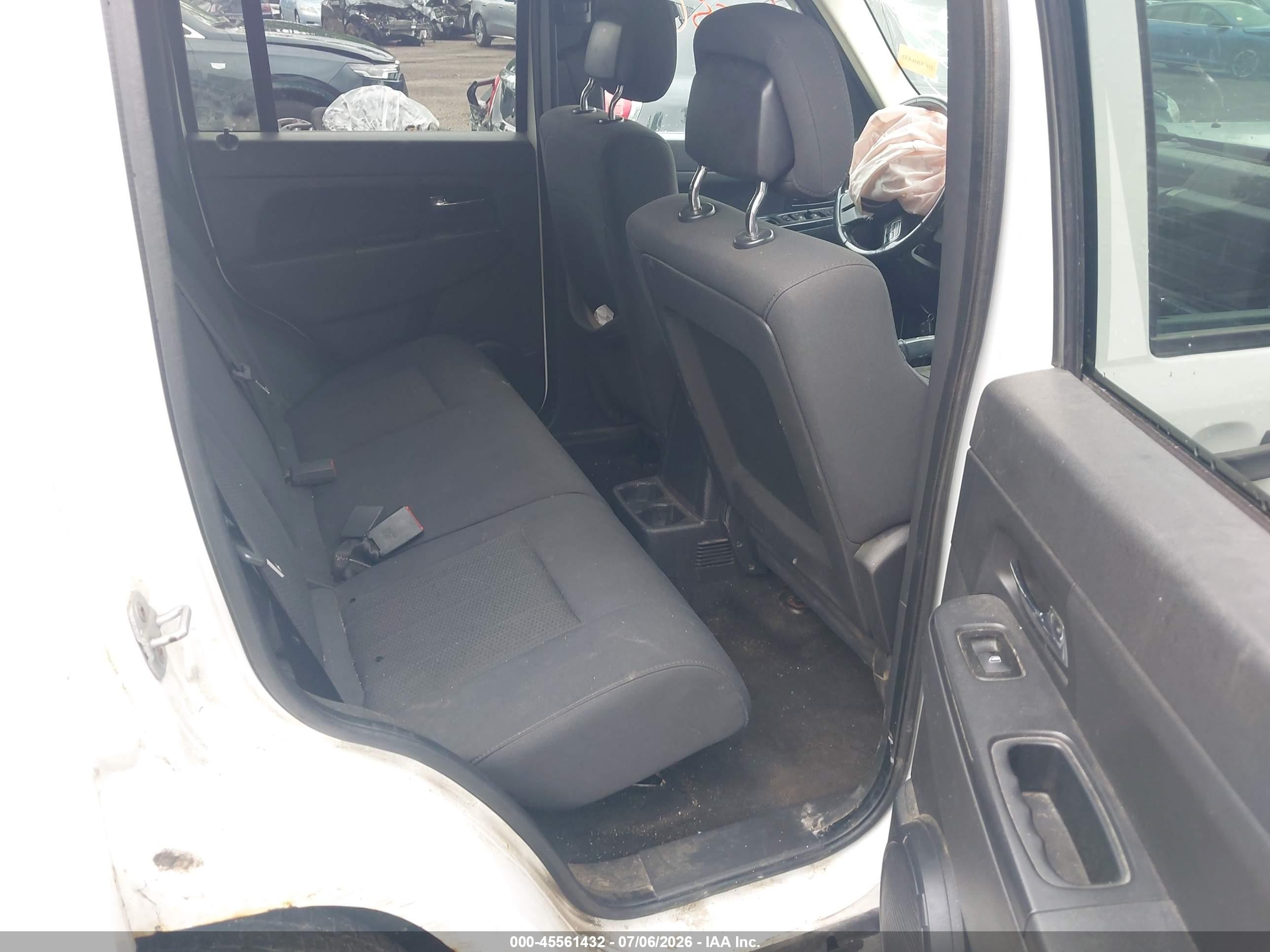 2012 Jeep Liberty Sport White vin: 1C4PJMAK2CW113159
