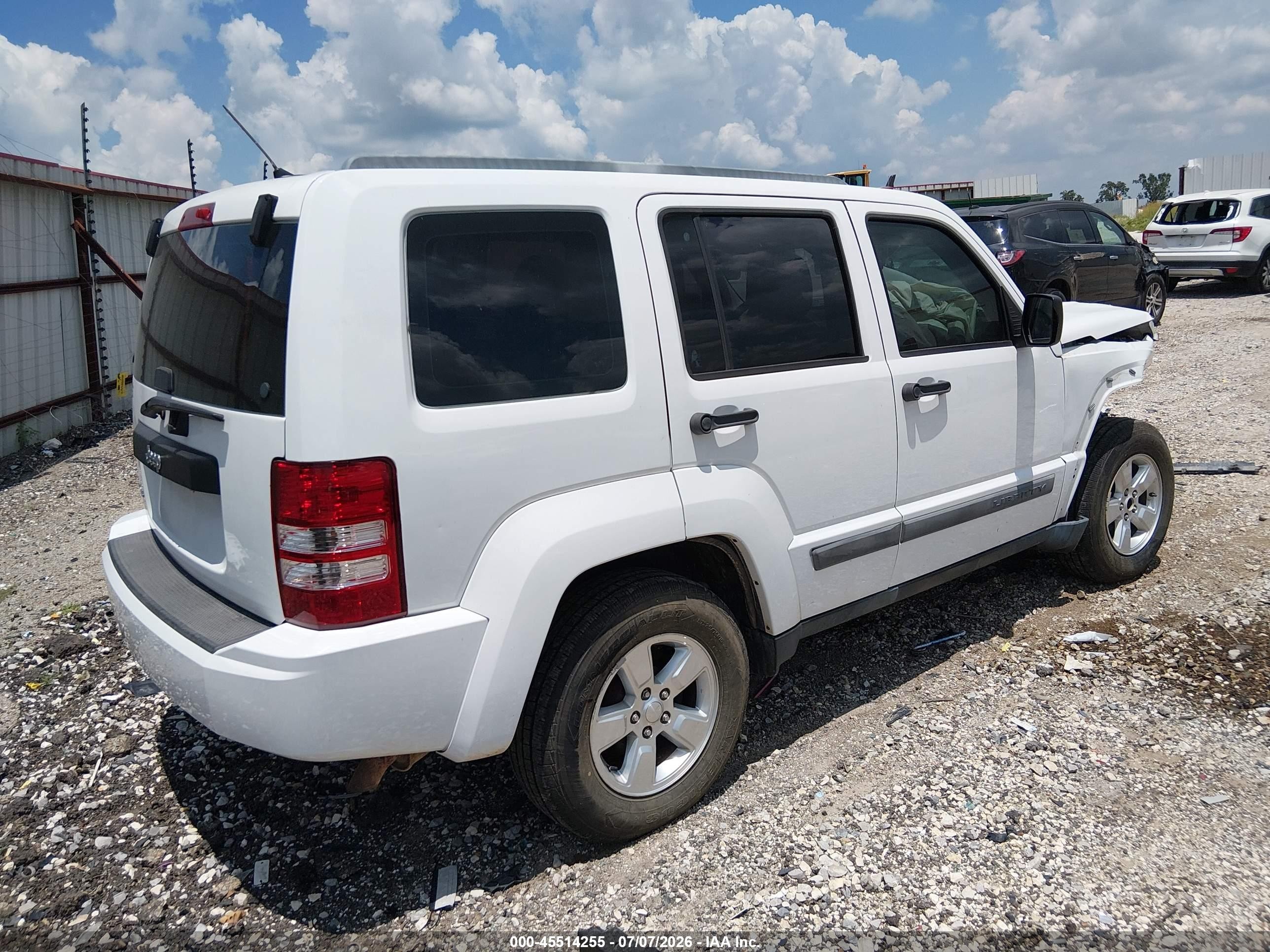2012 Jeep Liberty Sport White vin: 1C4PJMAK2CW115154