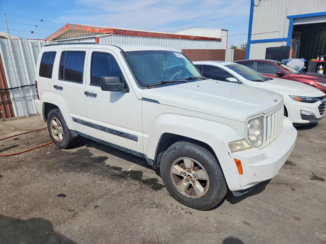 2012 Jeep Liberty Sport Белый vin: 1C4PJMAK2CW167240
