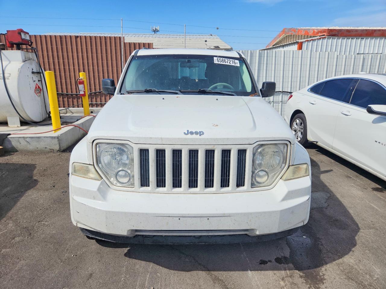 2012 Jeep Liberty Sport Белый vin: 1C4PJMAK2CW167240