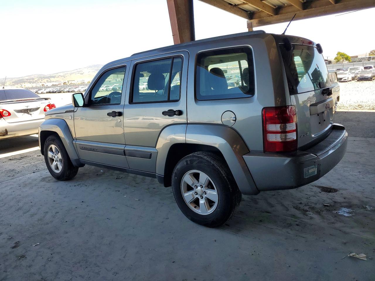2012 Jeep Liberty Sport Gray vin: 1C4PJMAK2CW183552