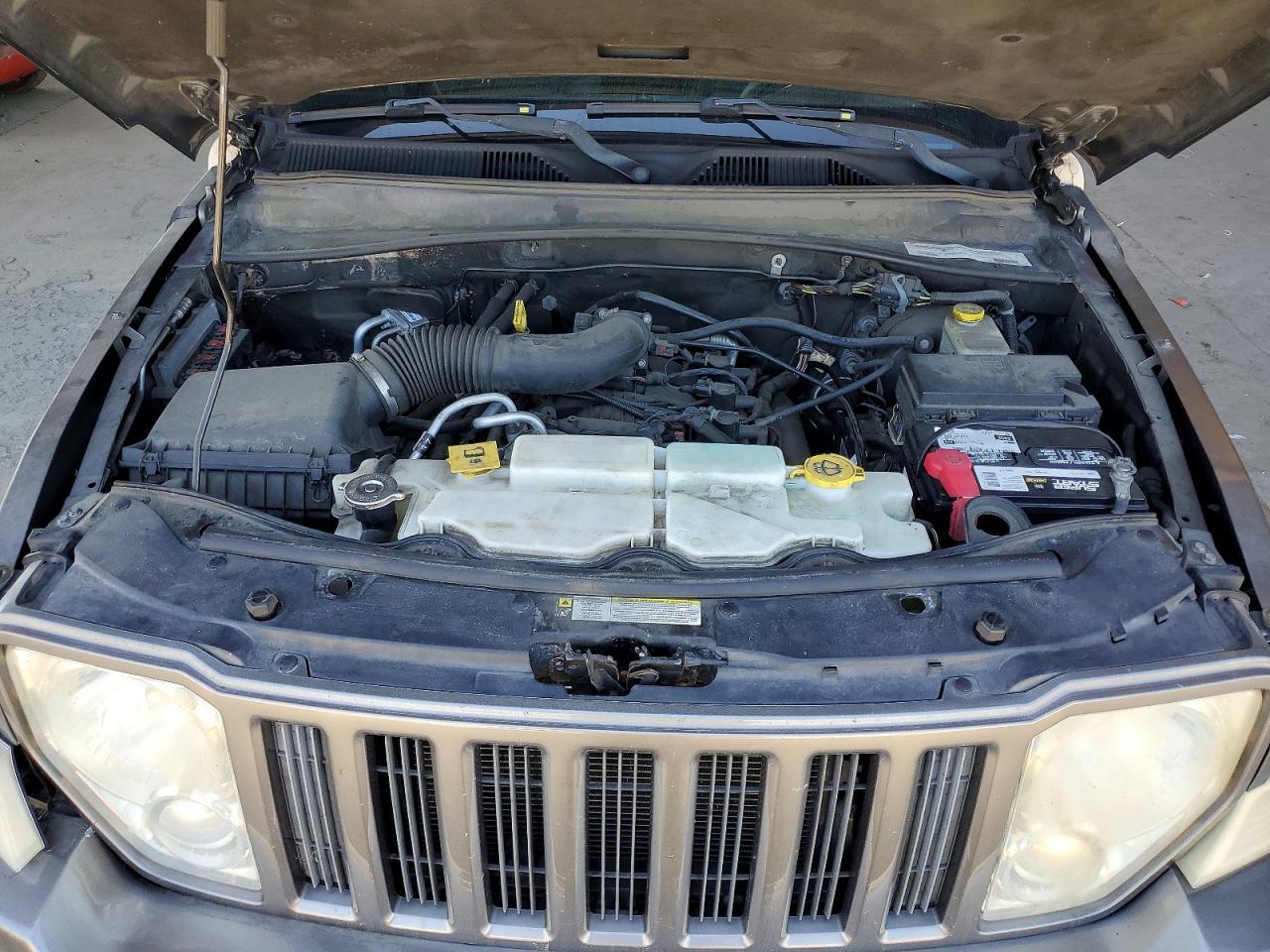 2012 Jeep Liberty Sport Gray vin: 1C4PJMAK2CW183552