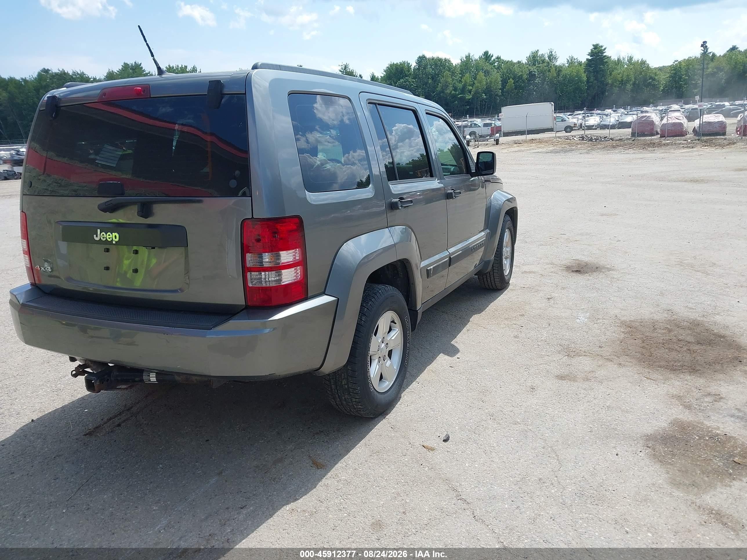 2012 Jeep Liberty Sport Серый vin: 1C4PJMAK2CW197077