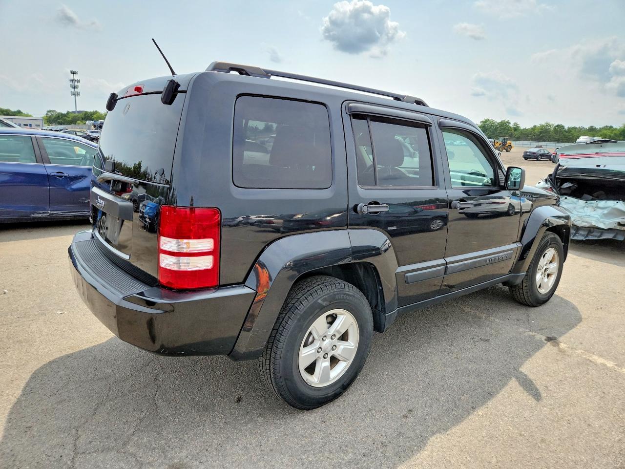 2012 Jeep Liberty Sport Black vin: 1C4PJMAK3CW137048
