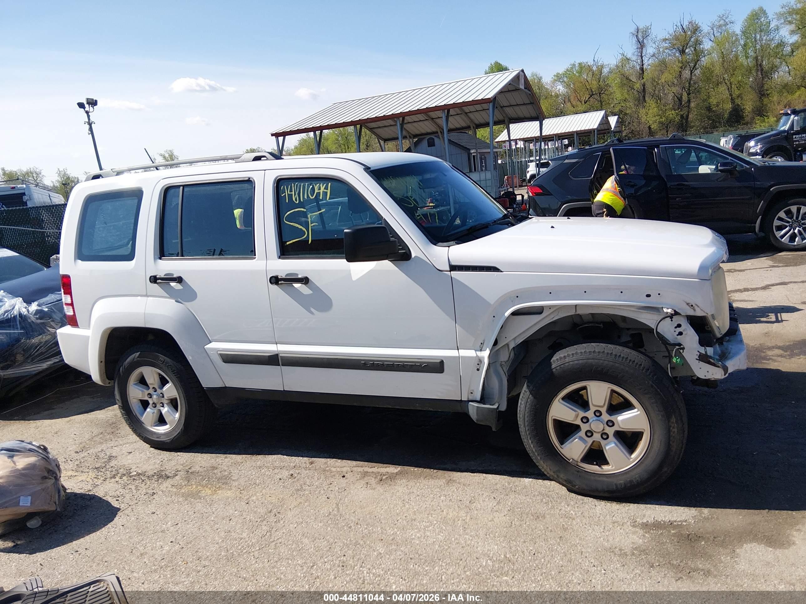 2012 Jeep Liberty Sport Белый vin: 1C4PJMAK4CW136944