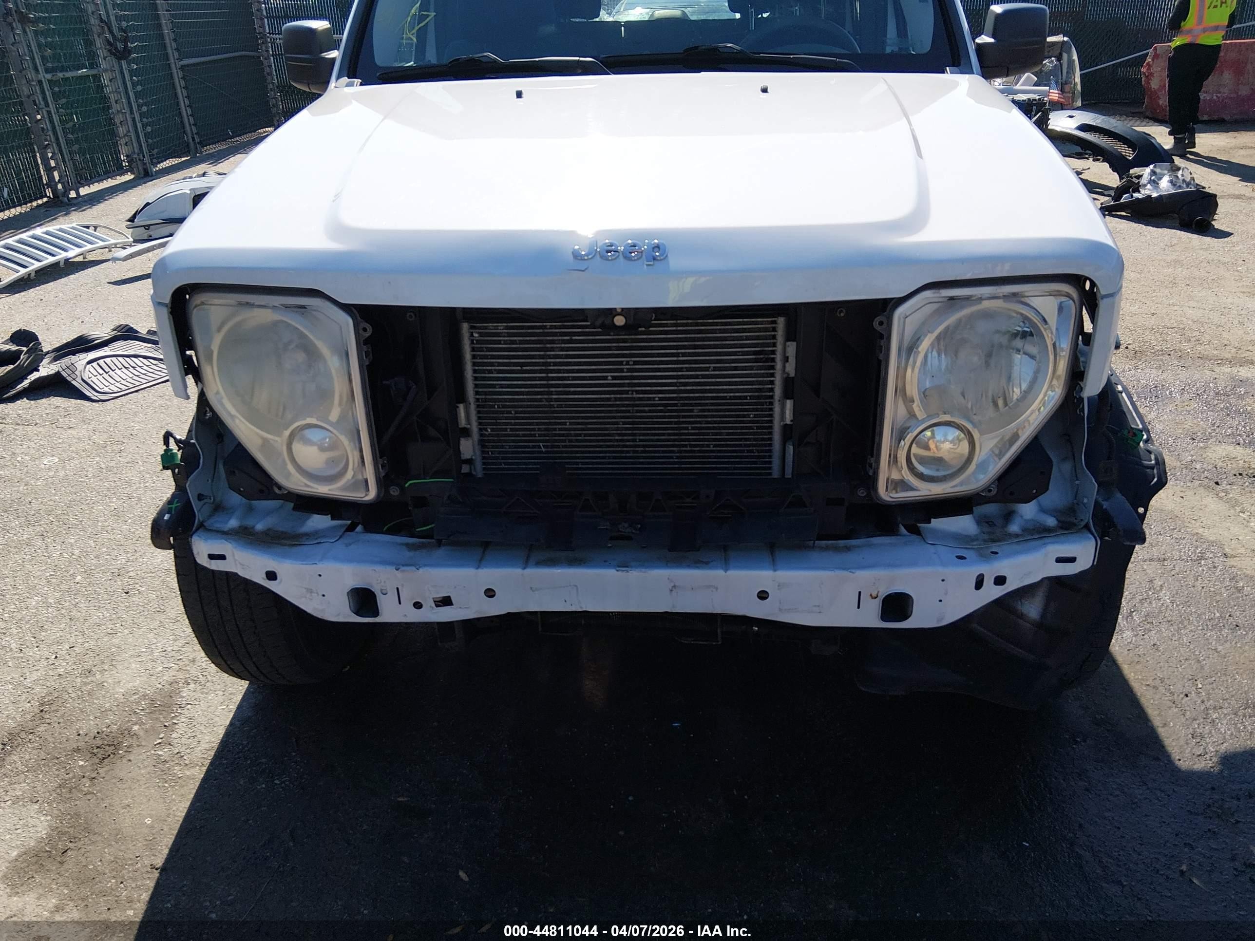 2012 Jeep Liberty Sport Белый vin: 1C4PJMAK4CW136944