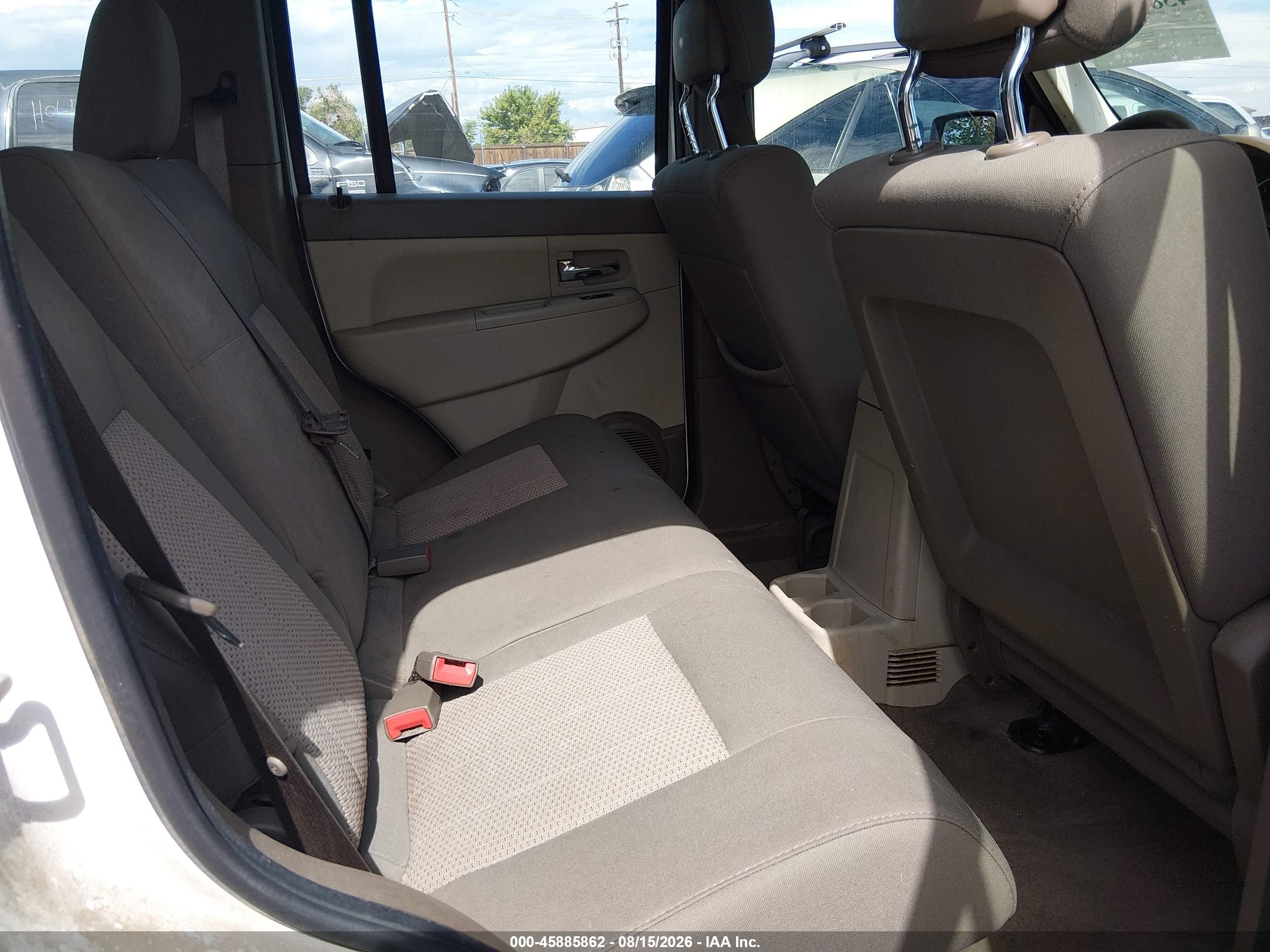2012 Jeep Liberty Sport White vin: 1C4PJMAK4CW143876