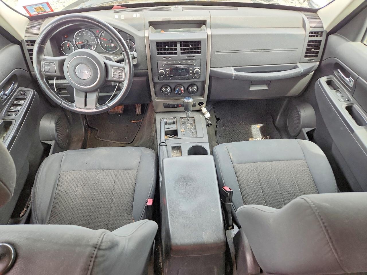 2012 Jeep Liberty Sport White vin: 1C4PJMAK4CW162220