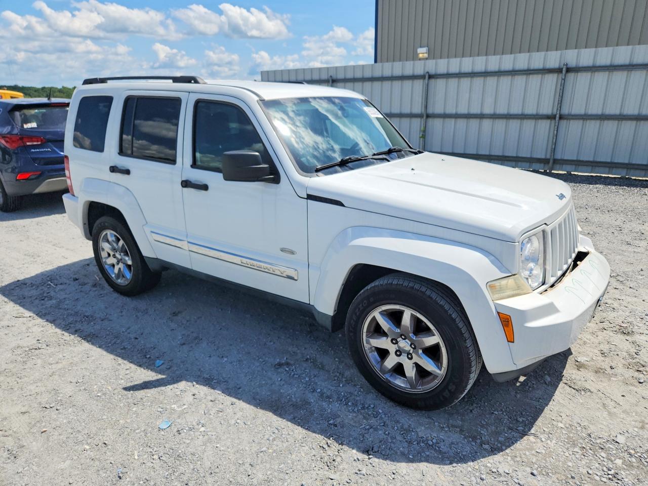 2012 Jeep Liberty Sport White vin: 1C4PJMAK4CW182399