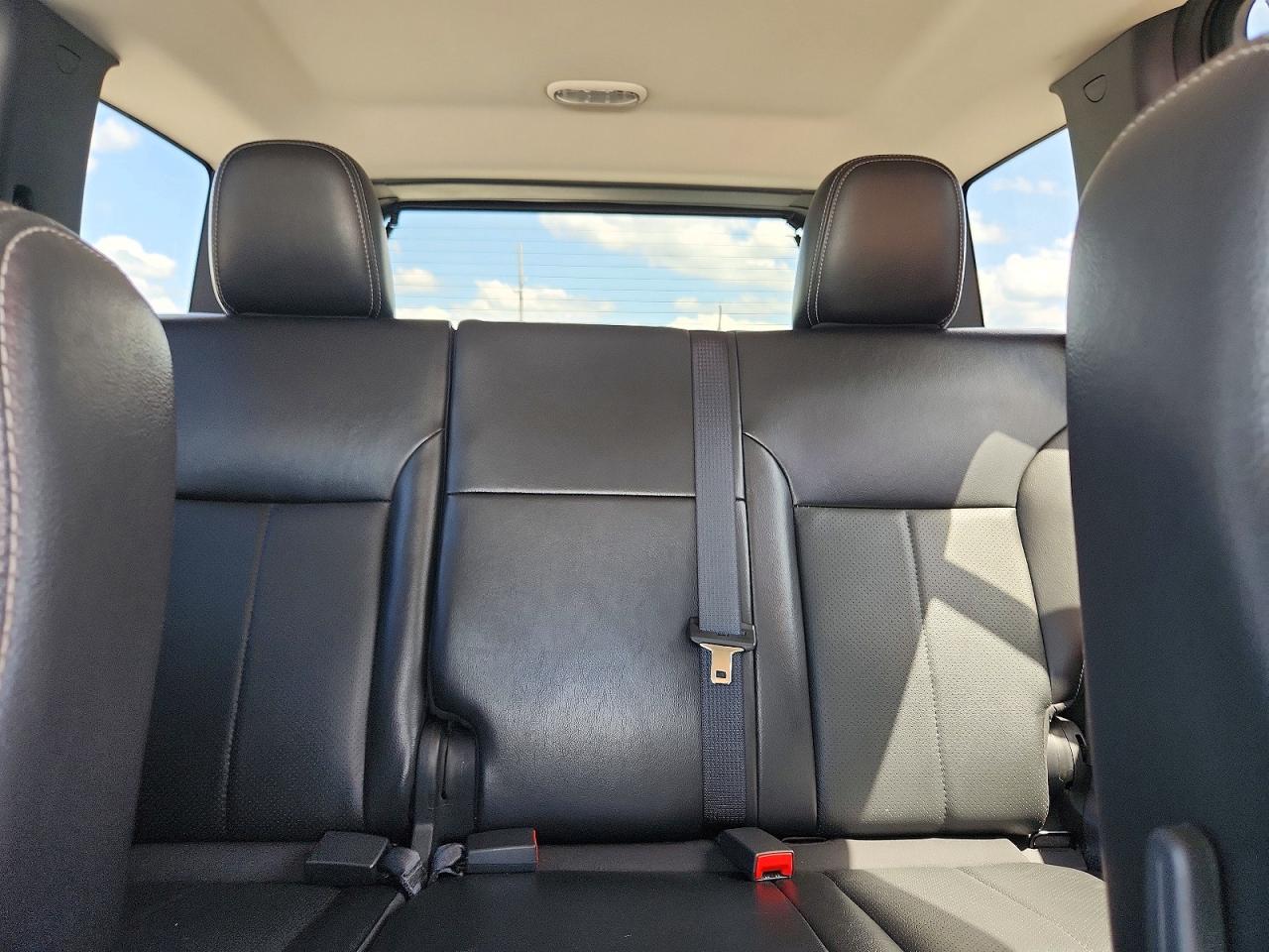 2012 Jeep Liberty Sport White vin: 1C4PJMAK4CW182399