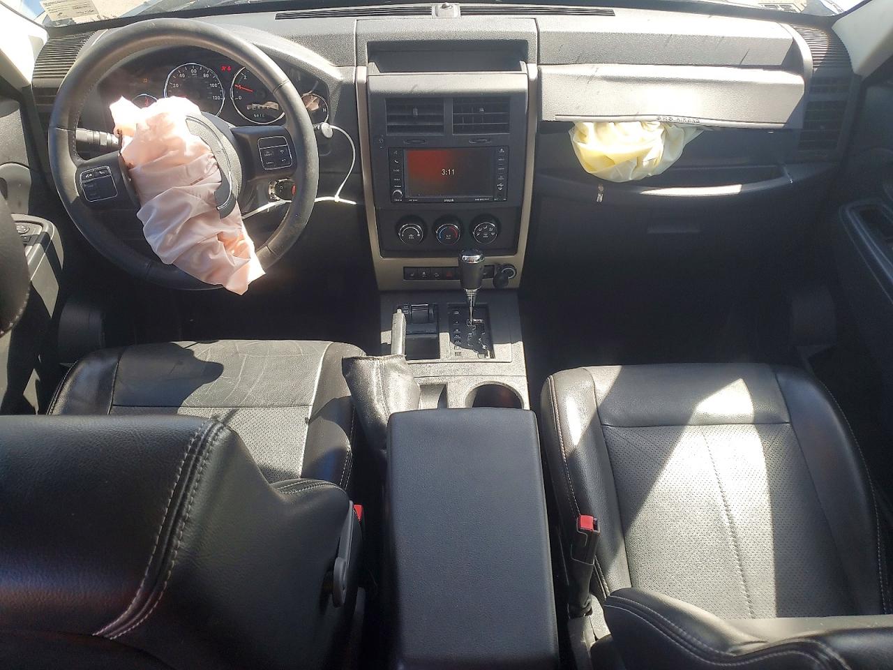 2012 Jeep Liberty Sport Silver vin: 1C4PJMAK4CW195492