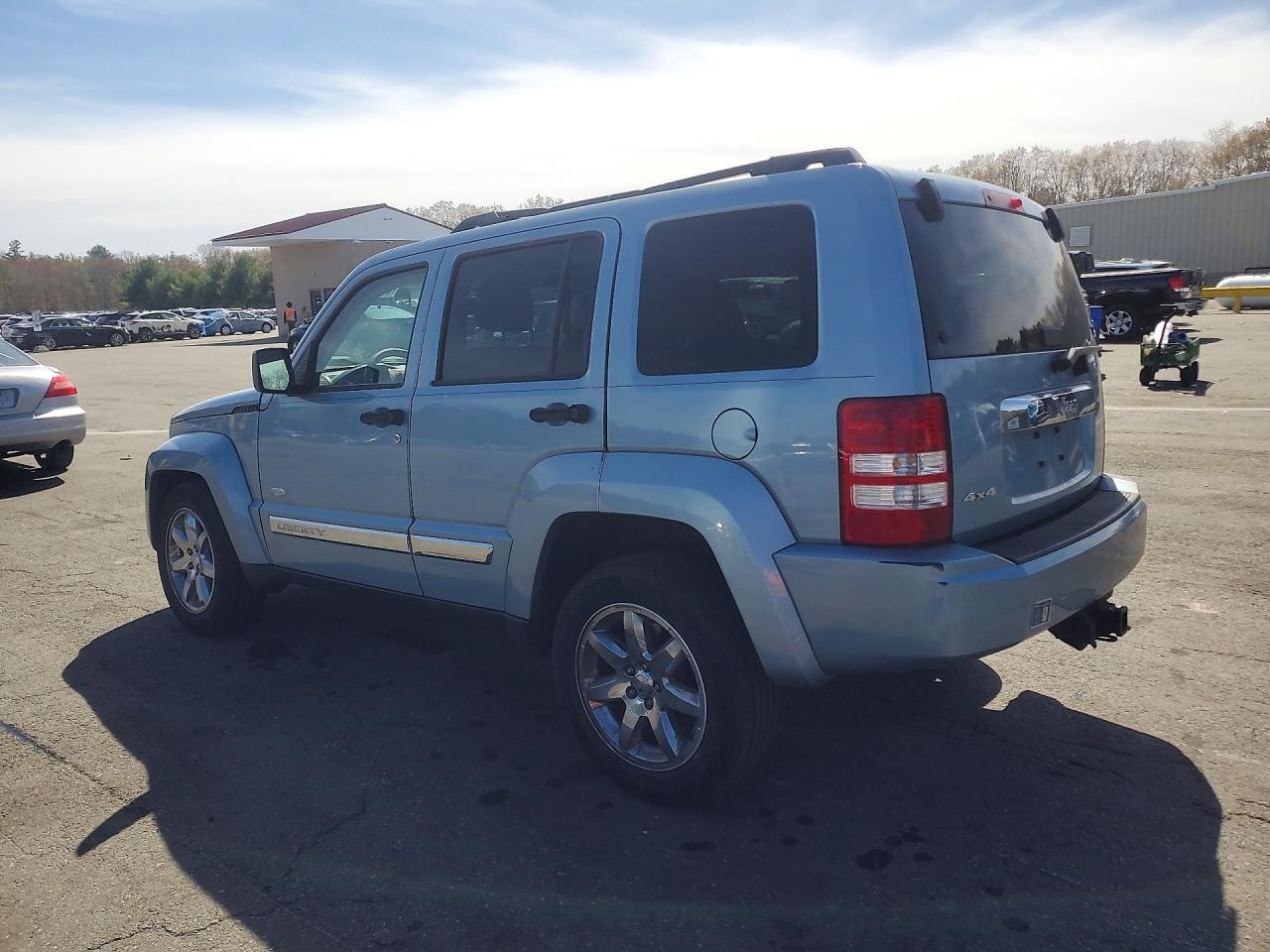 2012 Jeep Liberty Sport Silver vin: 1C4PJMAK4CW195492