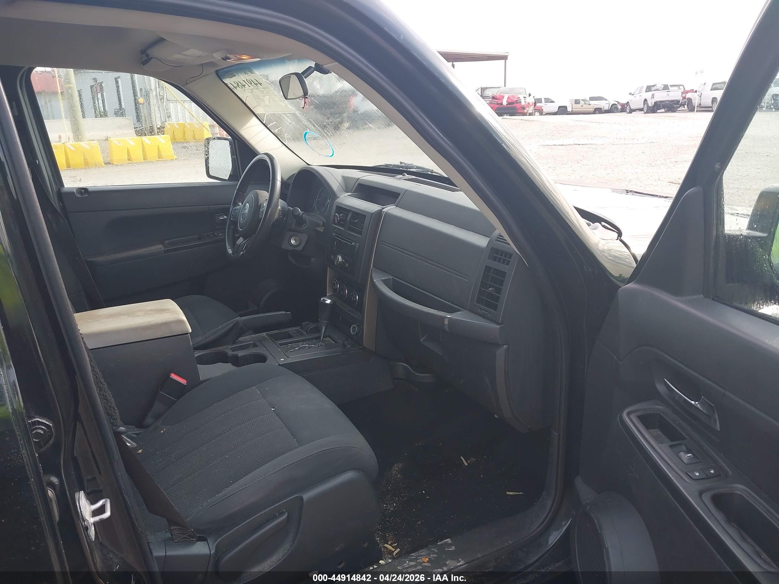 2012 Jeep Liberty Sport Green vin: 1C4PJMAK5CW211277