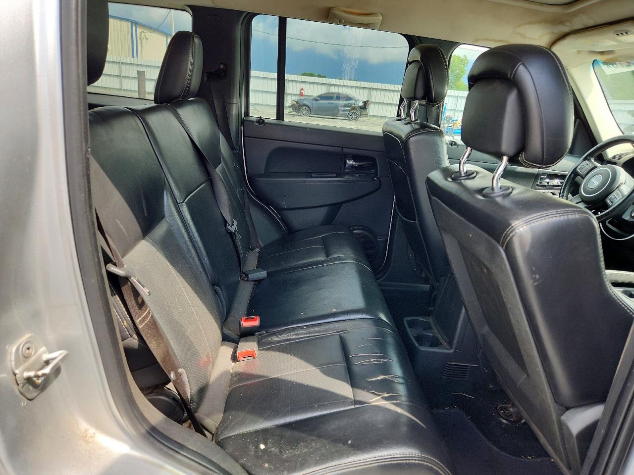 2012 Jeep Liberty Sport Серебряный vin: 1C4PJMAK5CW212431