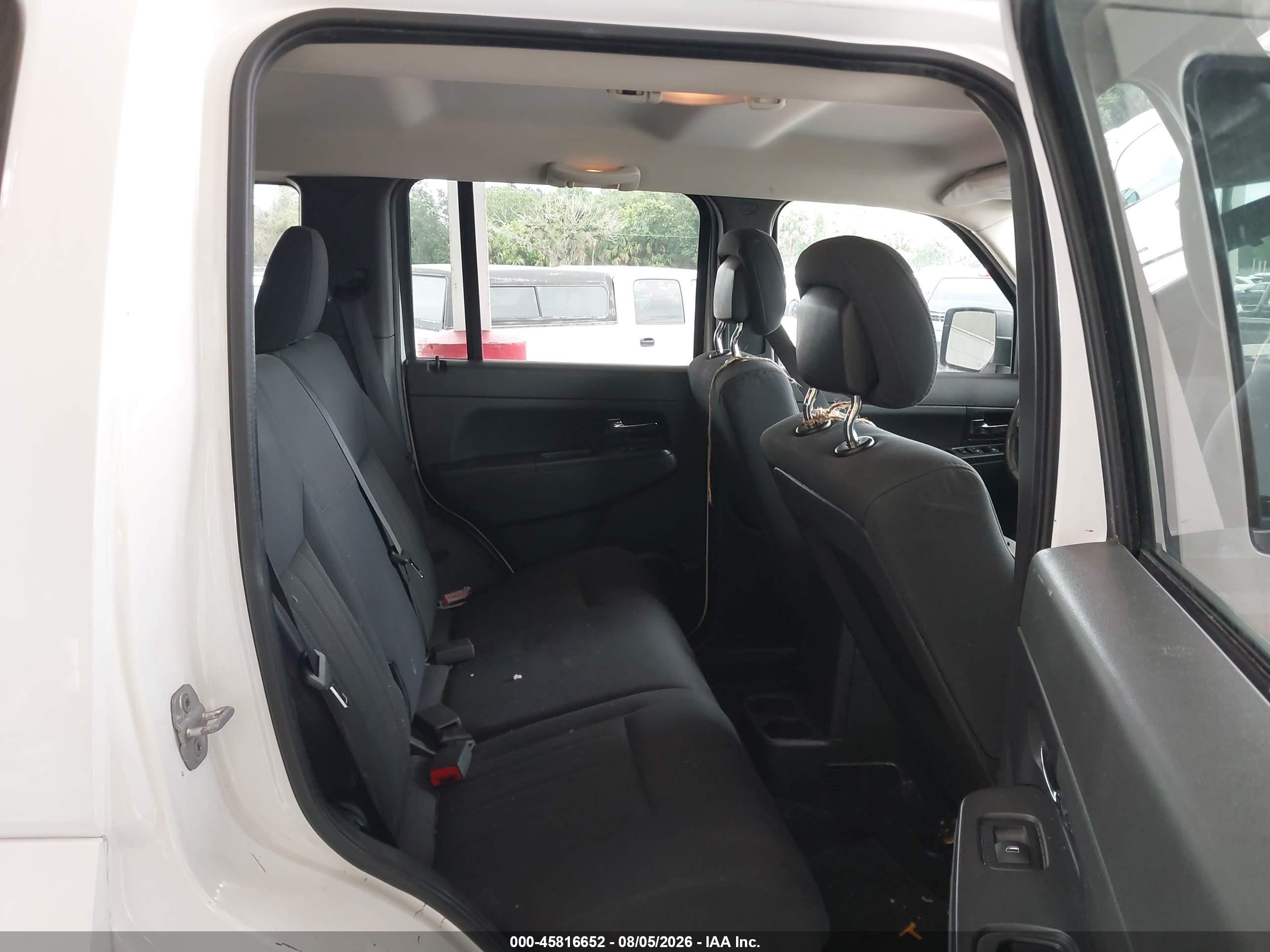 2012 Jeep Liberty Sport White vin: 1C4PJMAK6CW111494