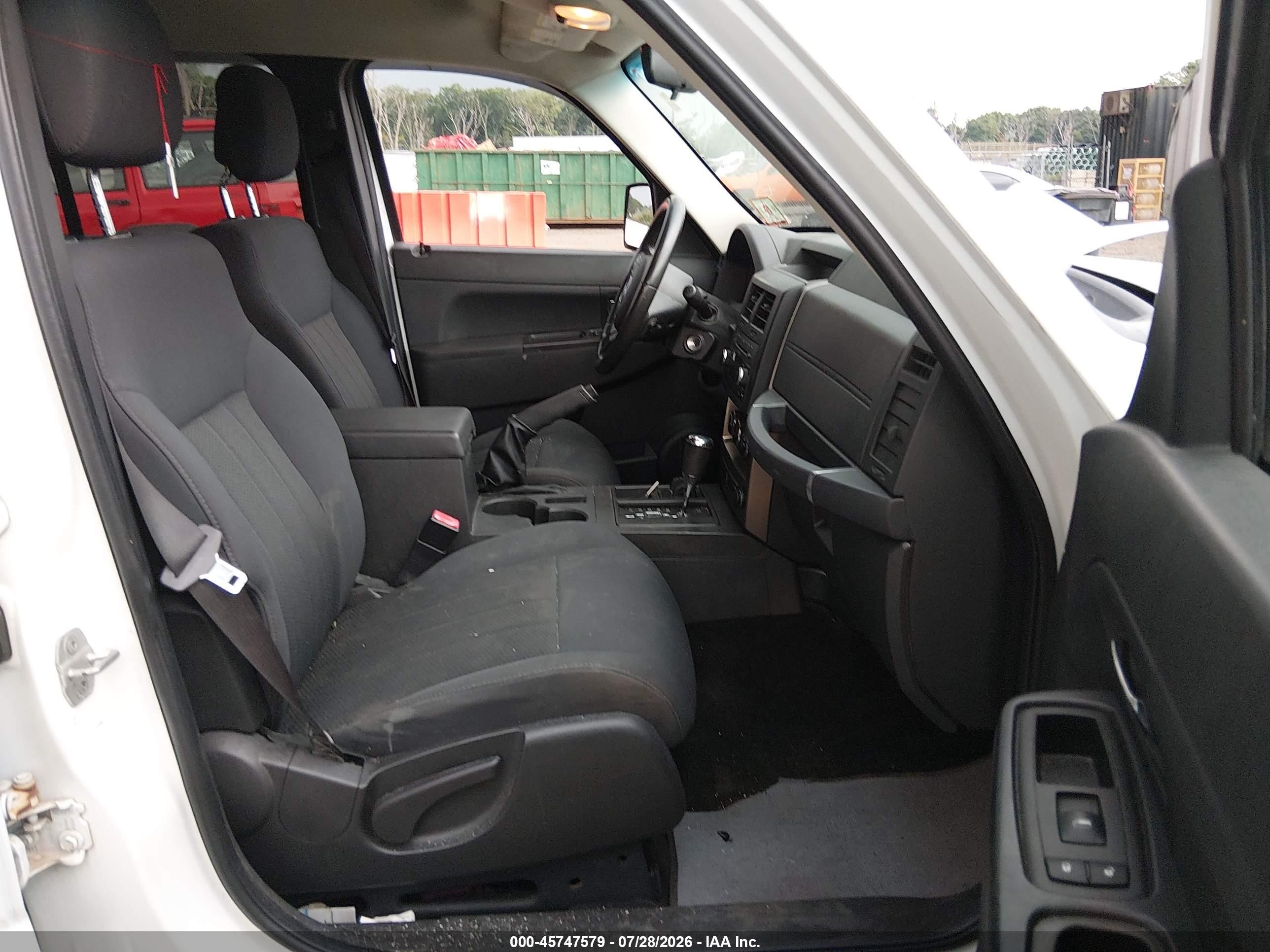 2012 Jeep Liberty Sport White vin: 1C4PJMAK6CW140249