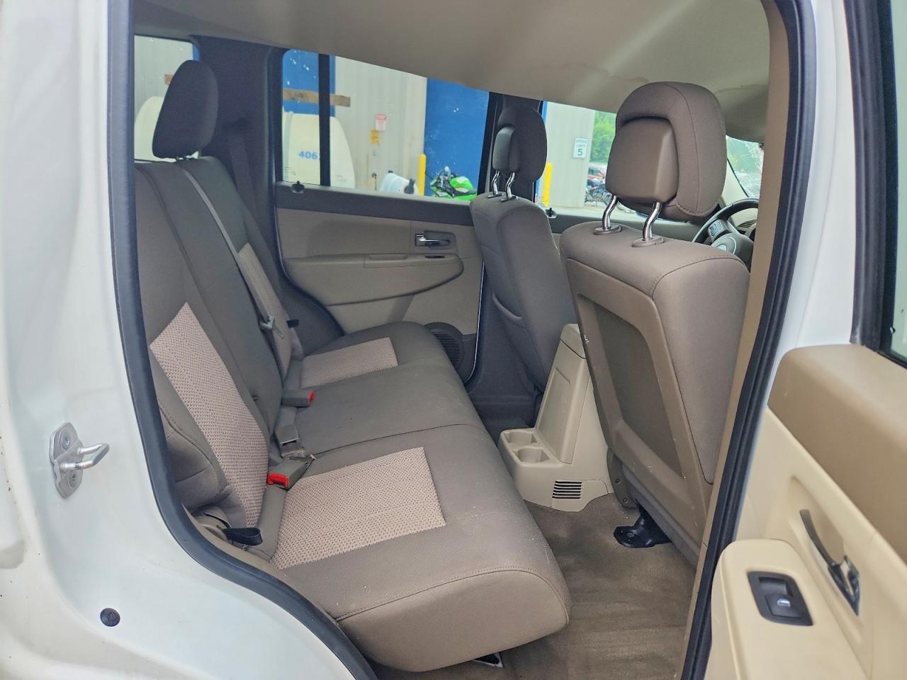 2012 Jeep Liberty Sport White vin: 1C4PJMAK6CW154300